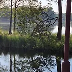 Mit Seeblick Am Gross Labenzer アパート *