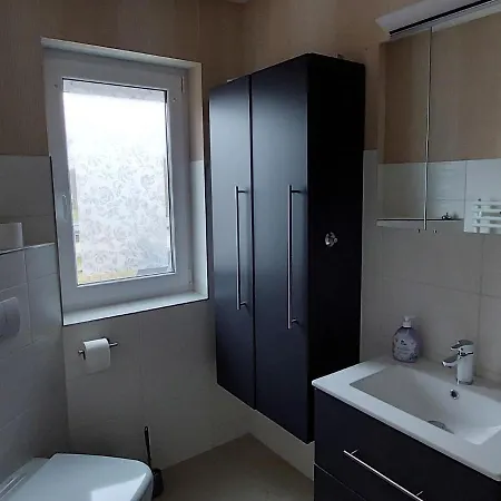 Mit Seeblick Am Gross Labenzer *