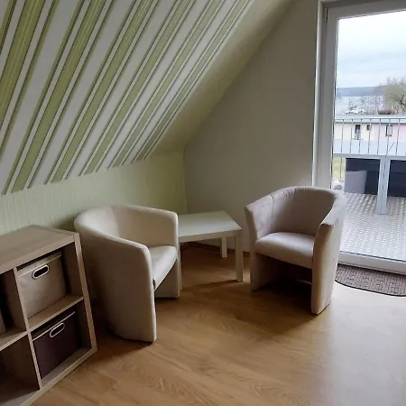 Mit Seeblick Am Gross Labenzer Daire