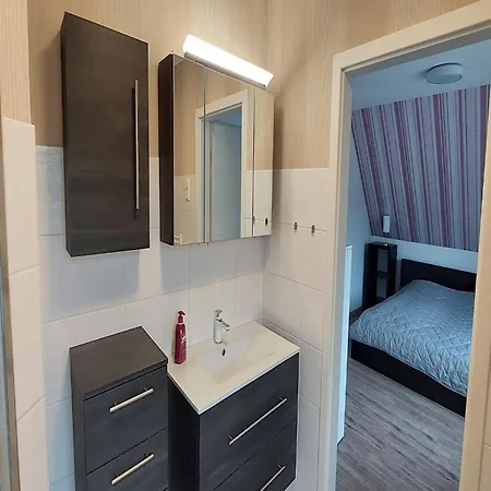 Mit Seeblick Am Gross Labenzer