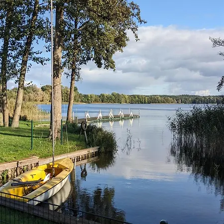 Lake View At The Gross Labenzer See * Klein Labenz