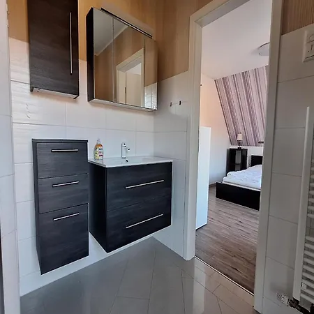 Daire Mit Seeblick Am Gross Labenzer *